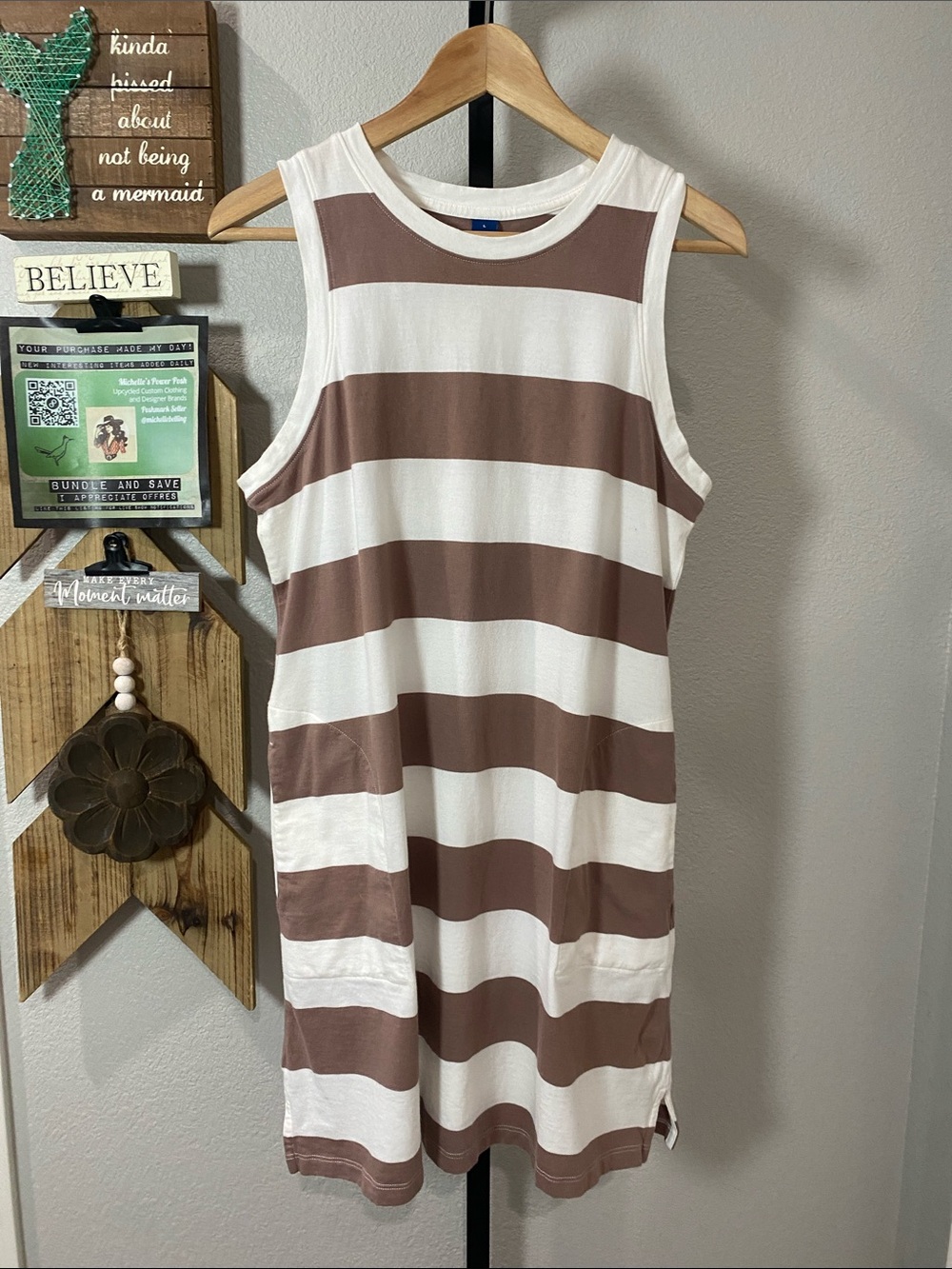 Striped Sleeveless Tunic Dress - White & Taupe pockets 100%cotton sz L34 ptp22